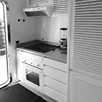 Botel Imbarcazione Luxury Canados 86 Fly Salerno