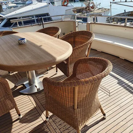 Bådhotel Imbarcazione Luxury Canados 86 Fly